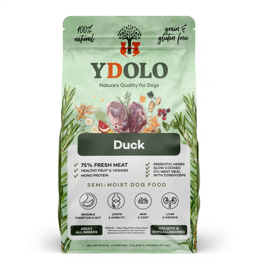 SiarFrozen Healthy & Pure Duck cold-pressed dog food bags in 2.5kg and 10kg sizes, featuring premium duck protein and holistic botanicals.